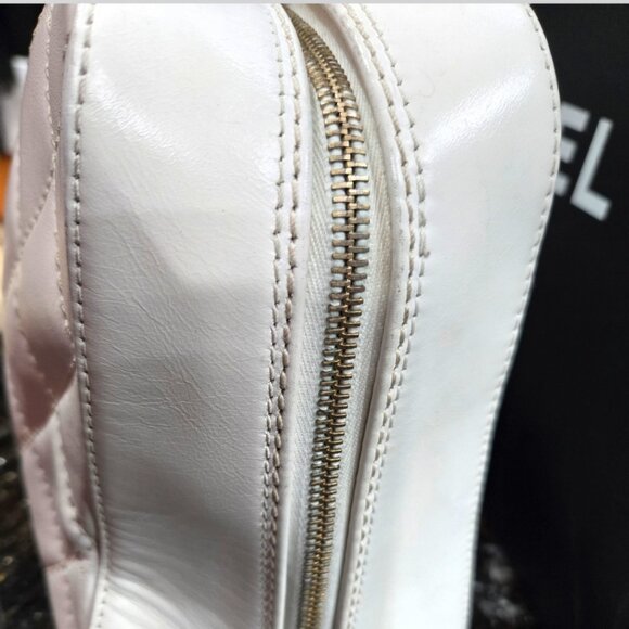 Preloved Chanel Bowler Handbag - Picture 4 of 11